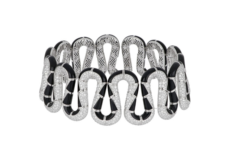 The Eternal Transformation of the Serpenti