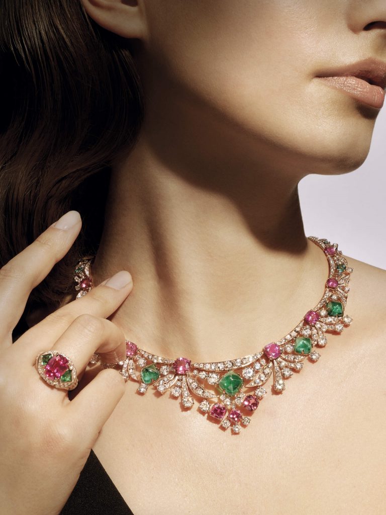 Color Journeys: a dedication to the gems